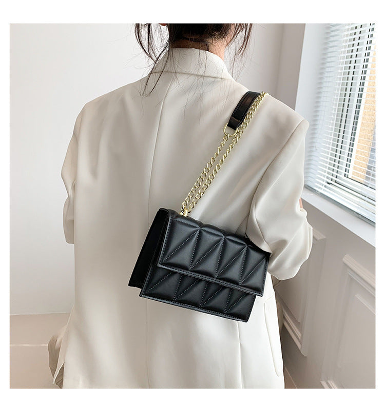Chain Crossbody Square Bag
